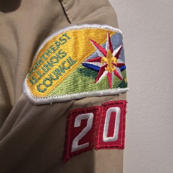 Boy Scouts America BSA Tan Uniform Shirt Youth LG Patches Northeast Illinois USA - Picture 5 of 12